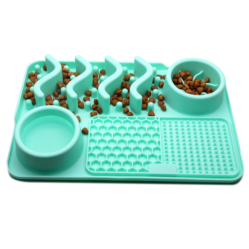 Lake-blue slow-feeder mat